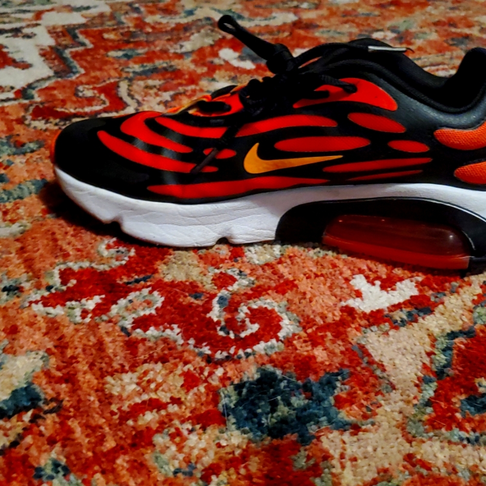 nike air maxes